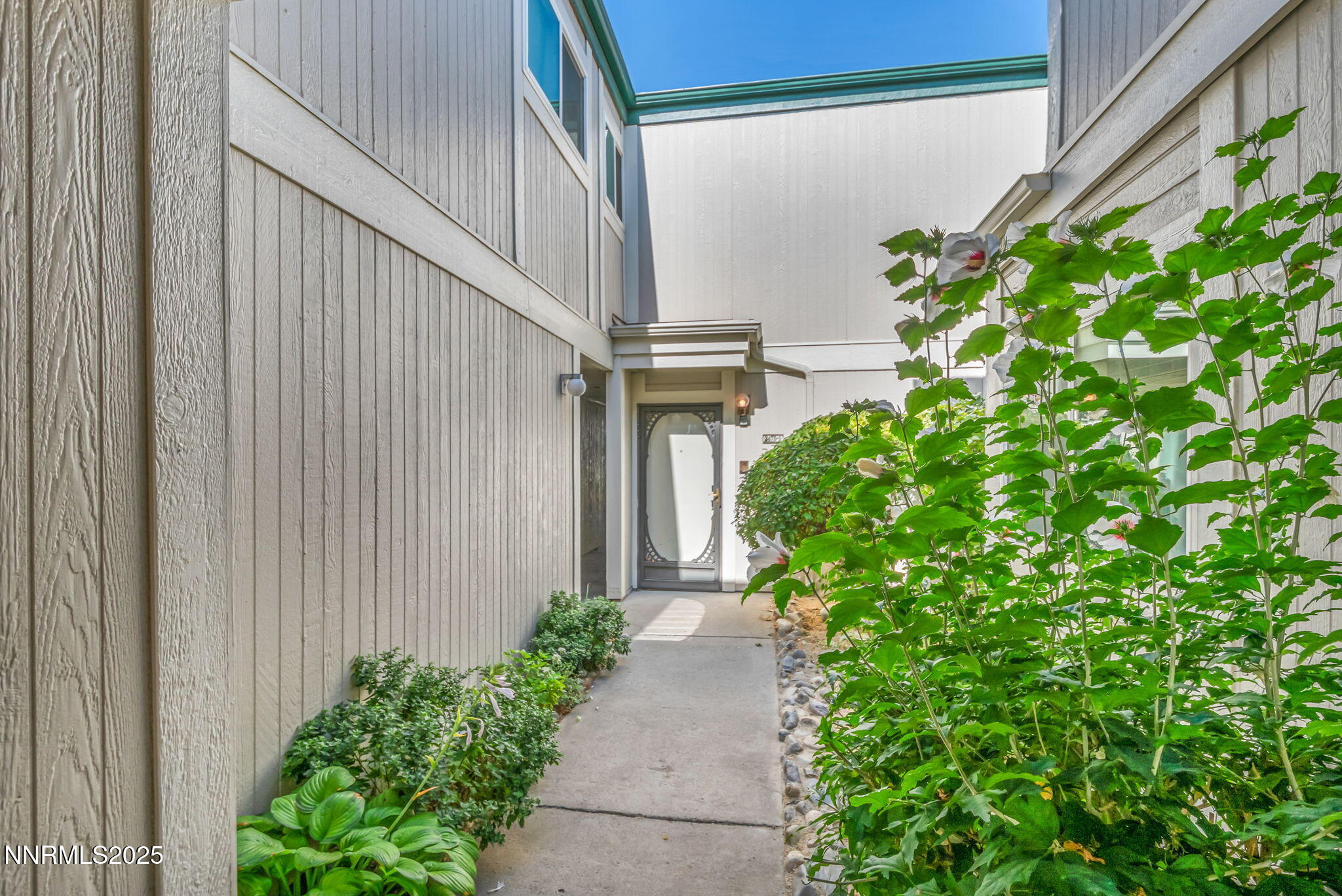 2475 Sycamore Glen Drive, # 1