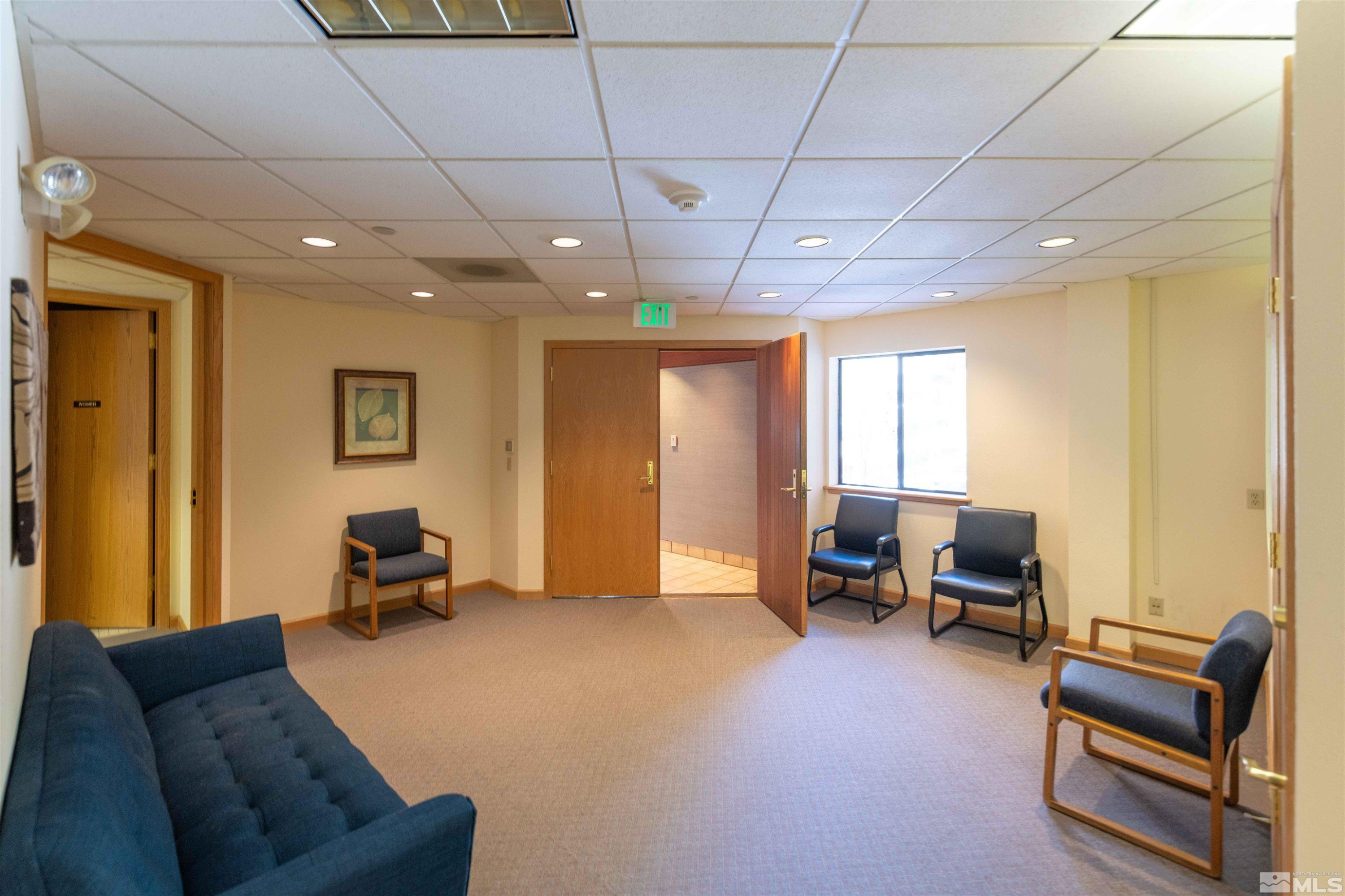 889 Alder Avenue, Alder Ave 200 E