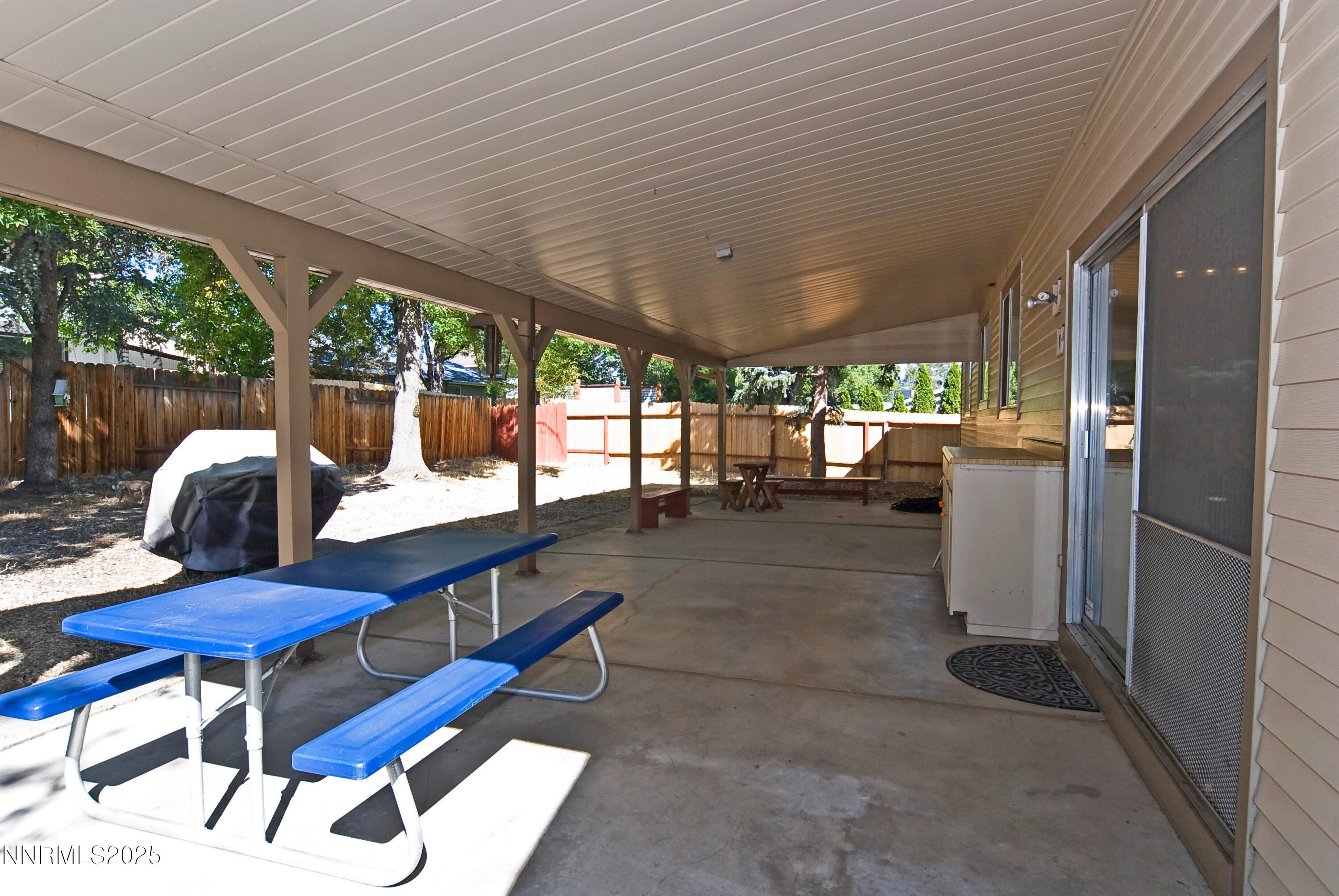 4875 Golden Springs Drive