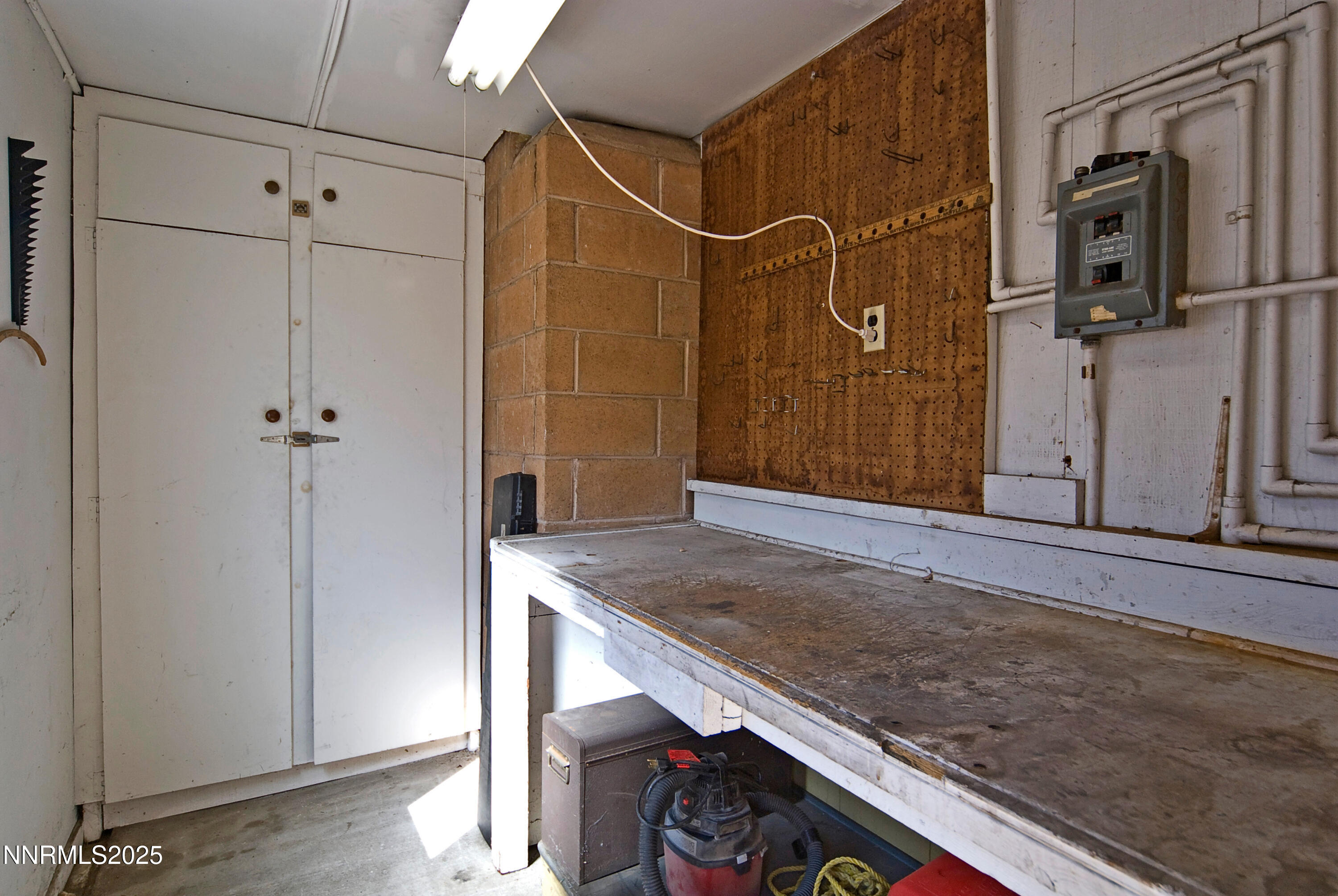 4875 Golden Springs Drive