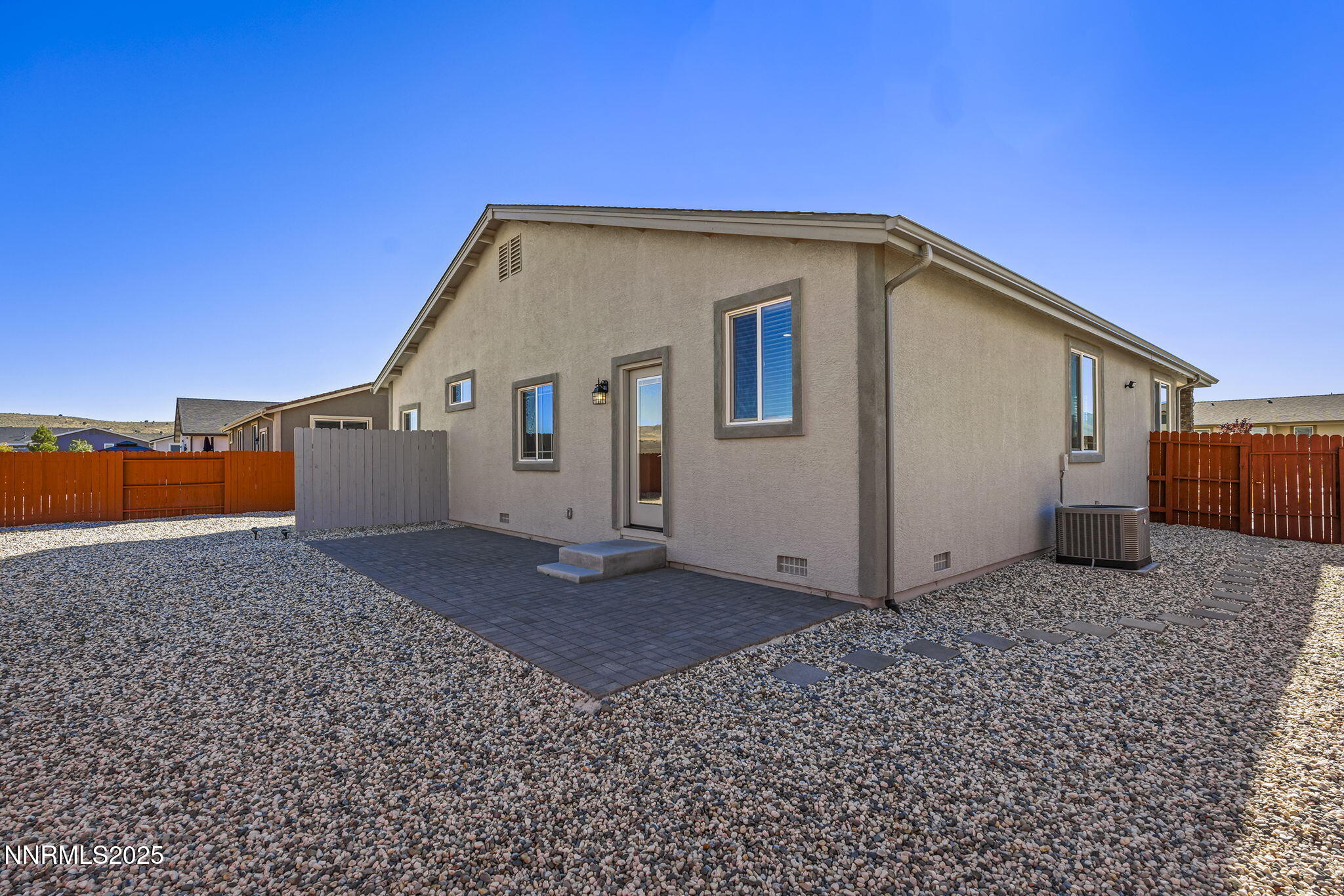 1075 W Slab Cliffs Court