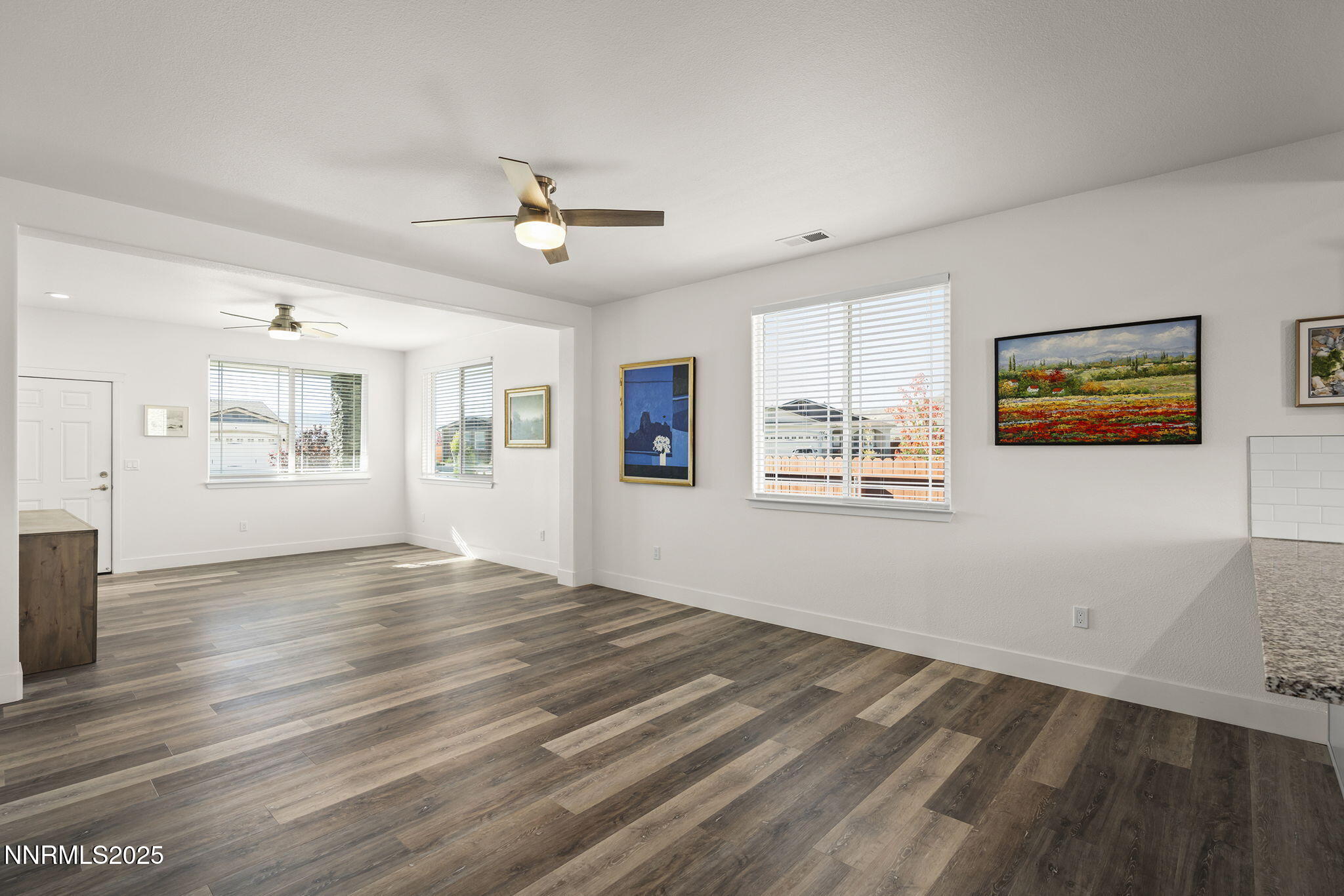 1075 W Slab Cliffs Court