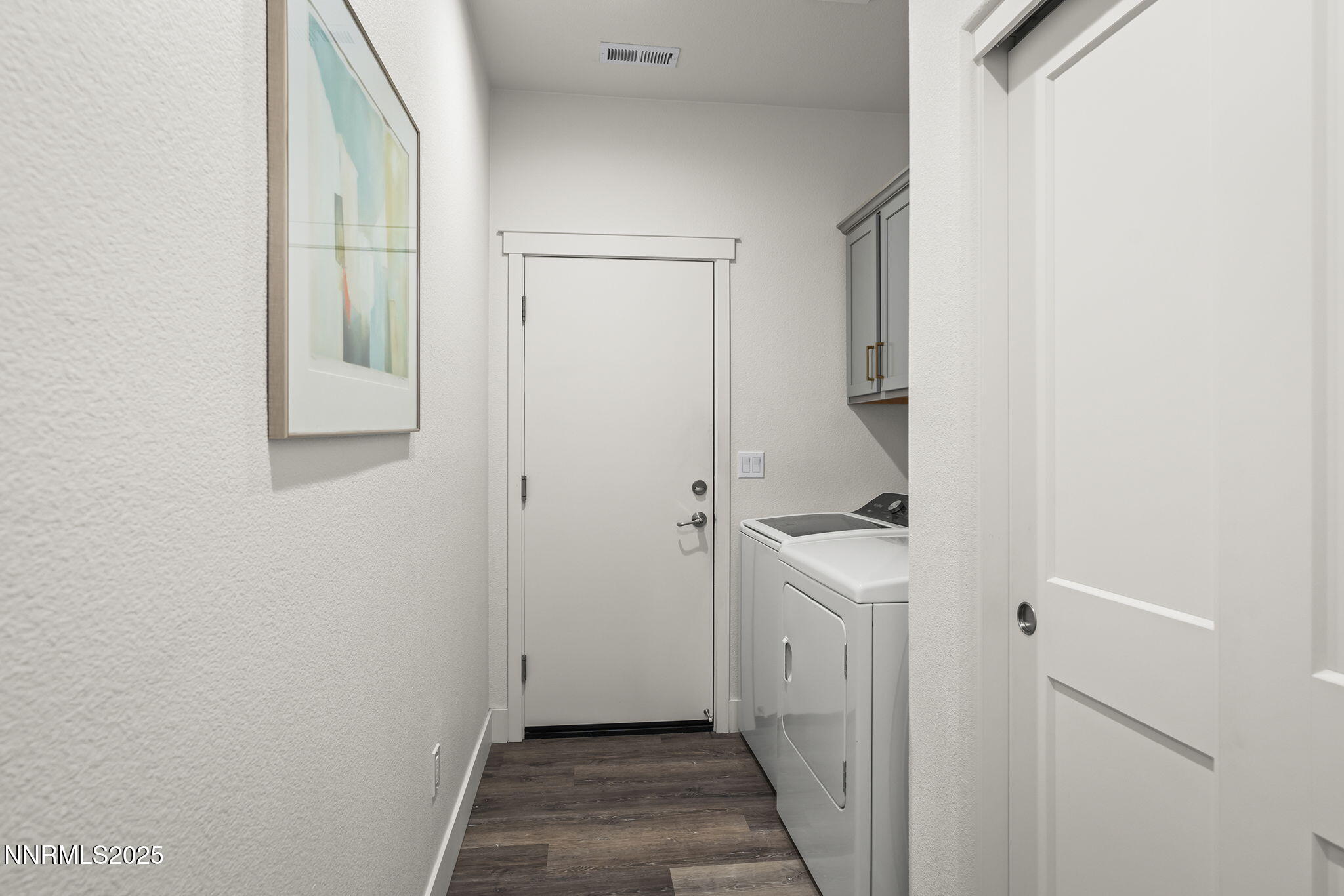 1075 W Slab Cliffs Court