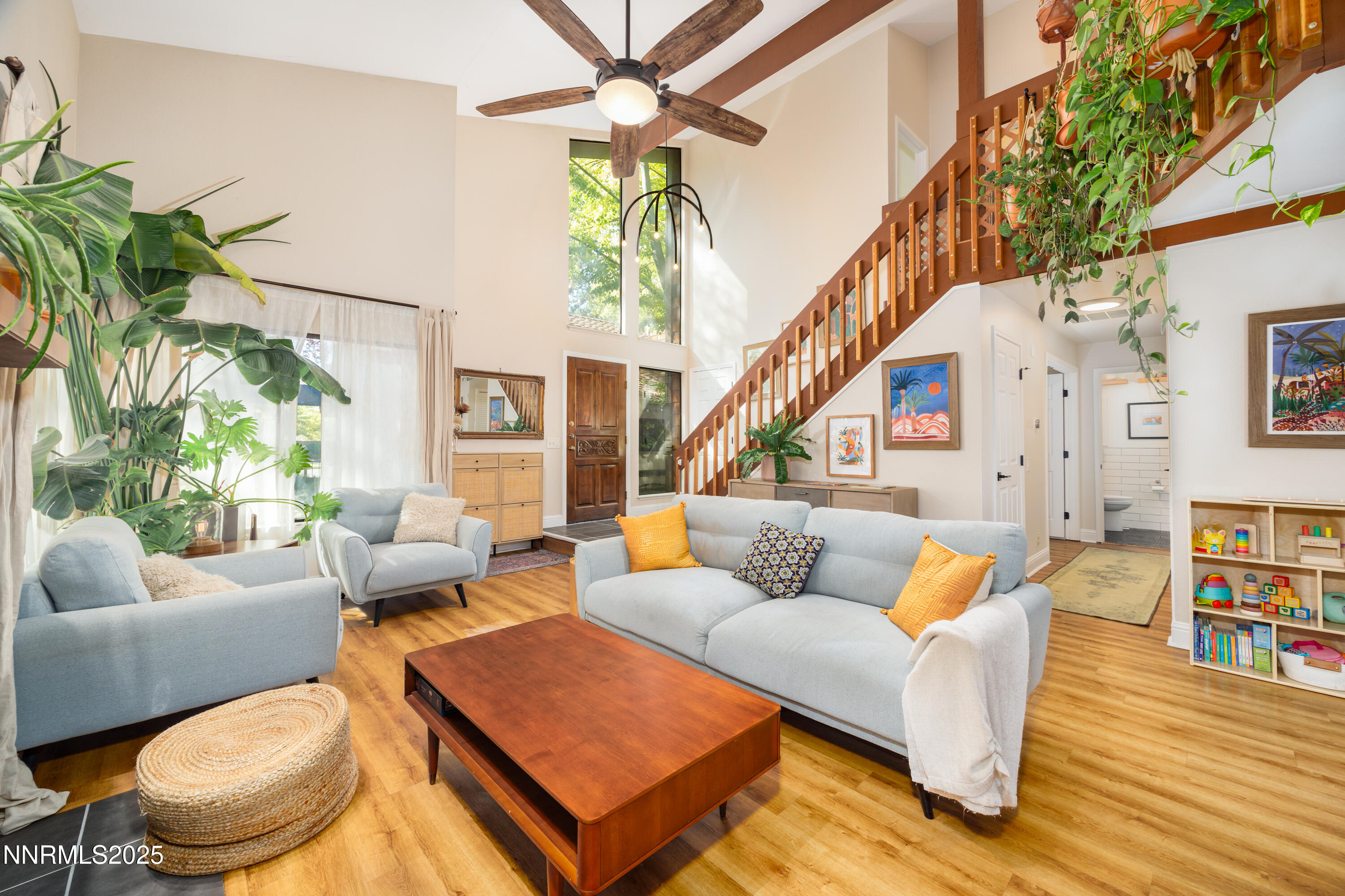 676 W Riverview Circle