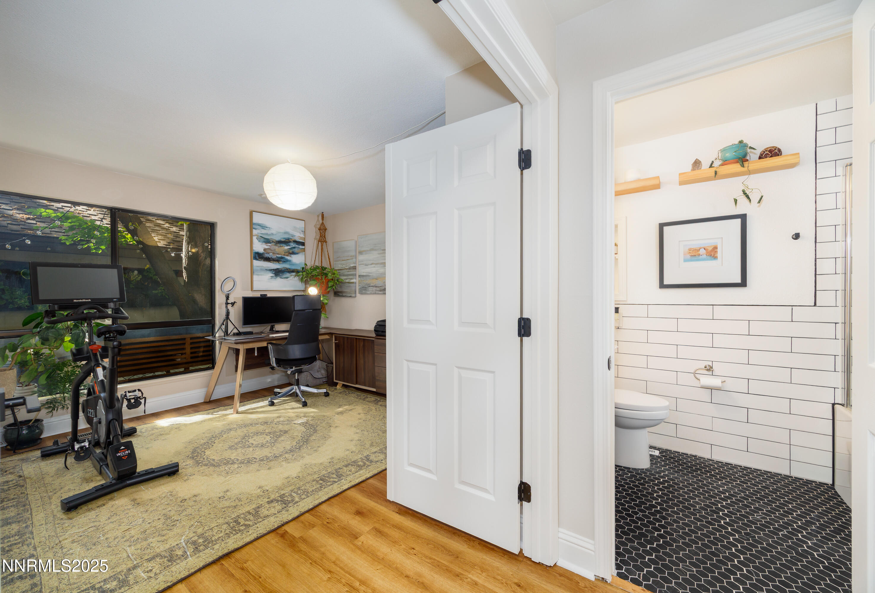 676 W Riverview Circle