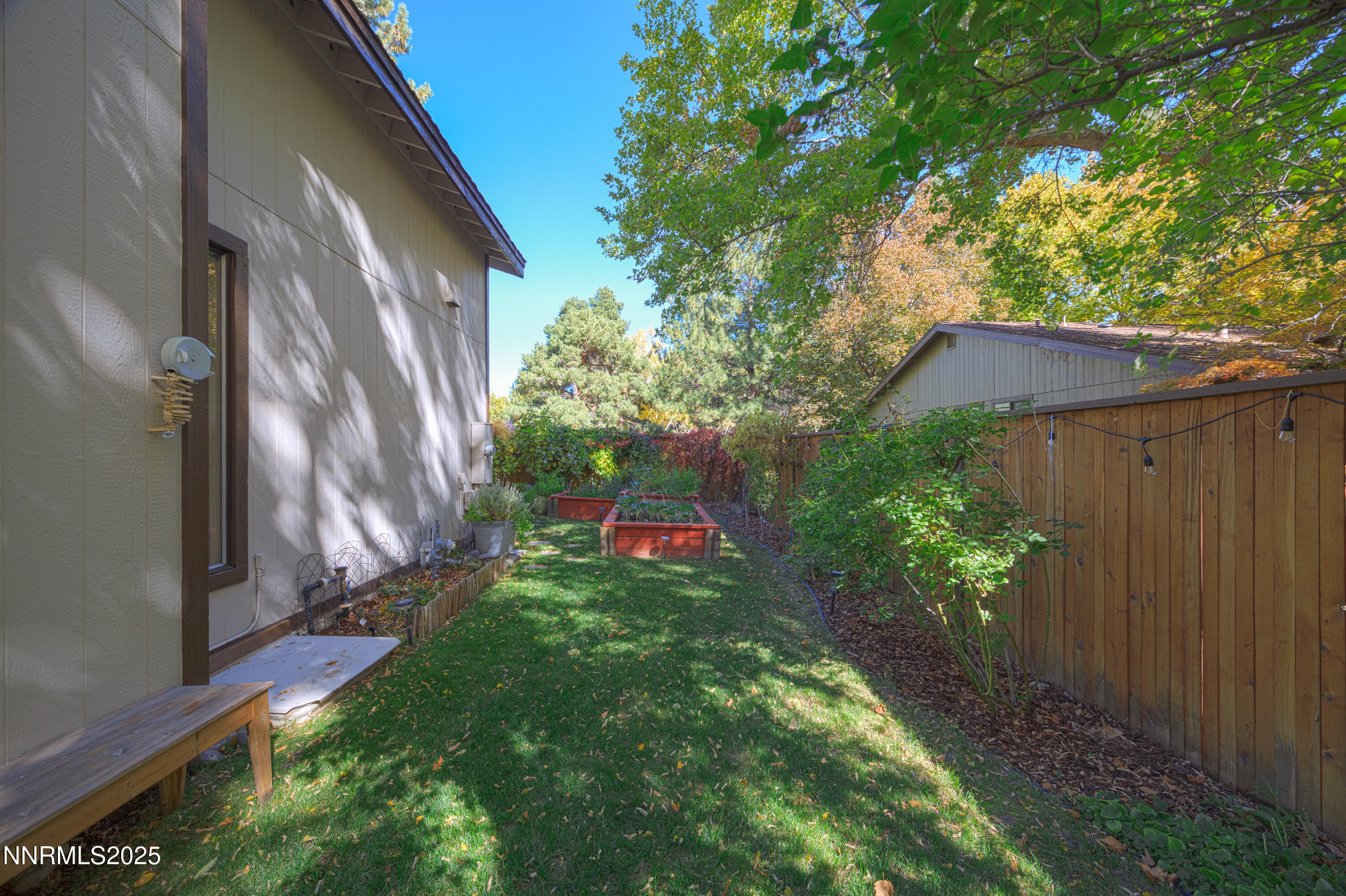 676 W Riverview Circle