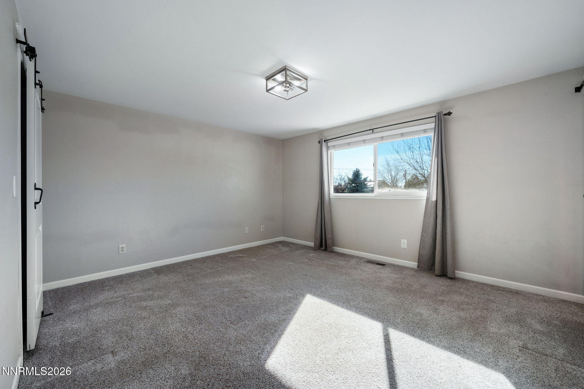 32 S Patterson Place