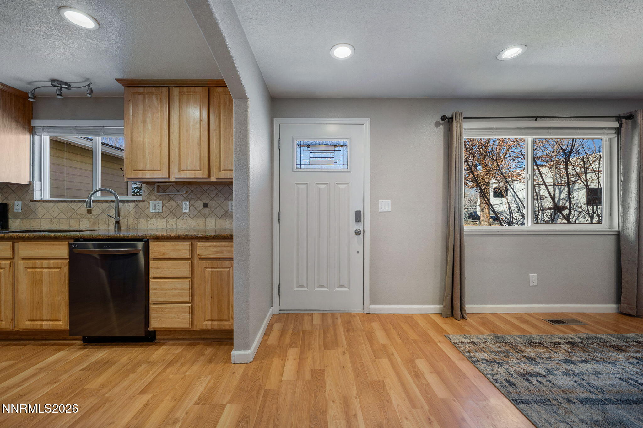 32 S Patterson Place