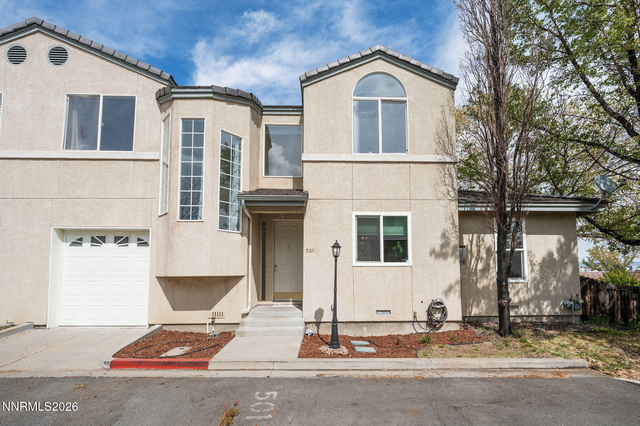 501 Warren Court