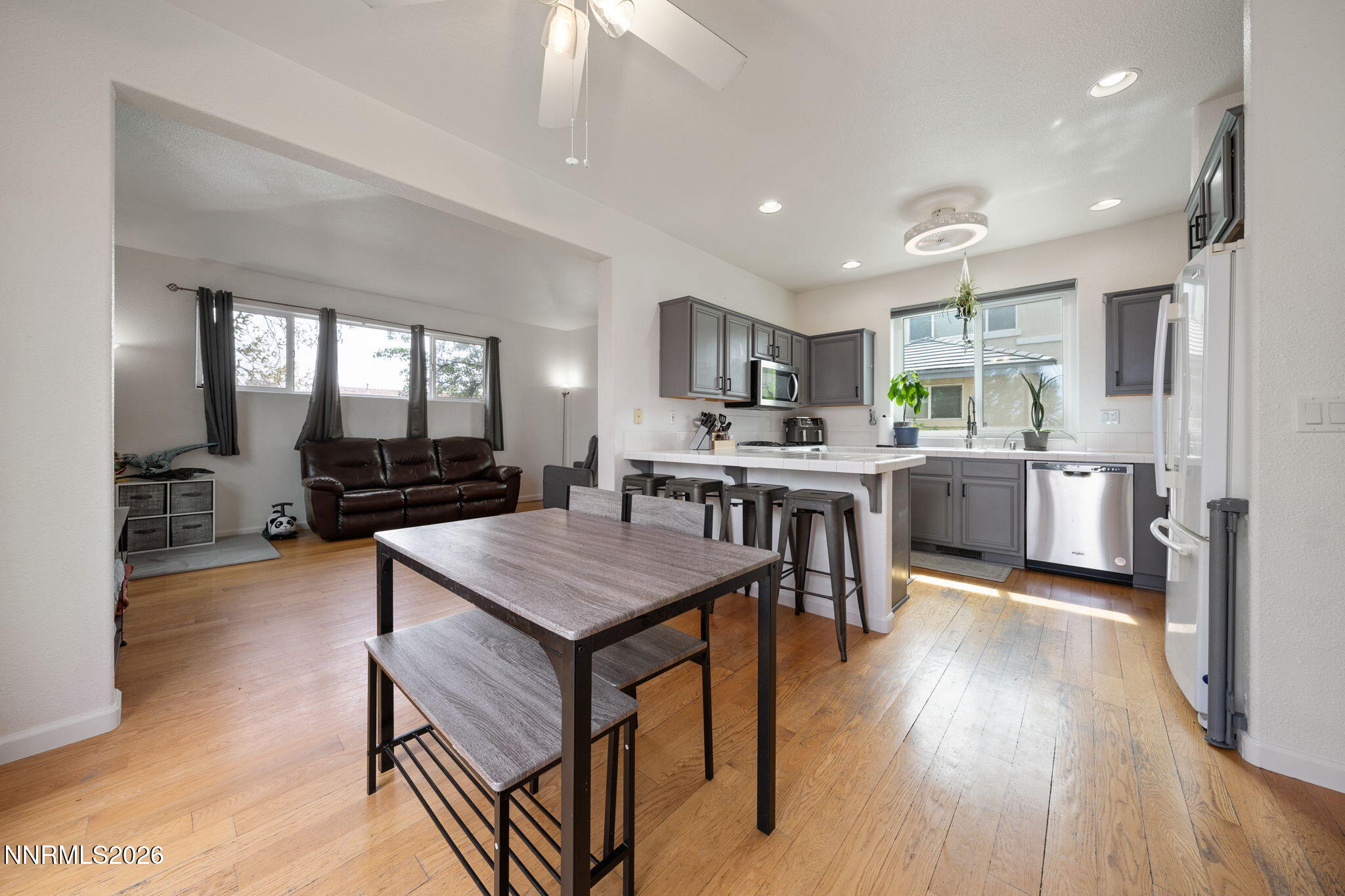 501 Warren Court