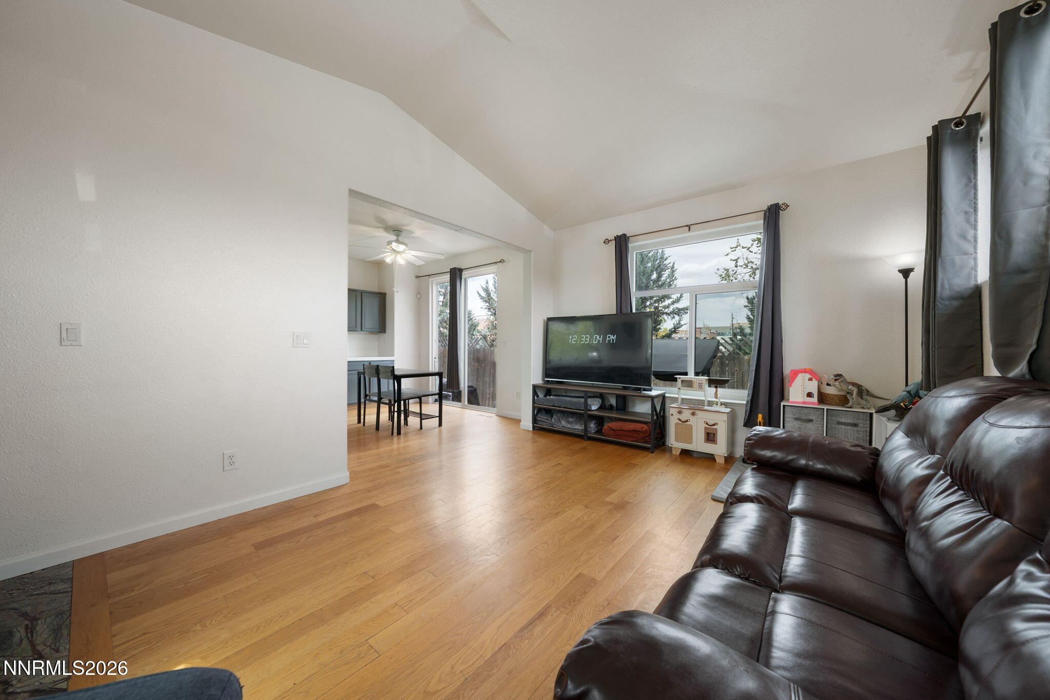 501 Warren Court