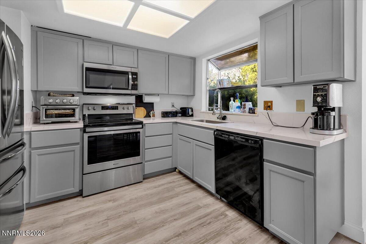 4349 Pescado Way