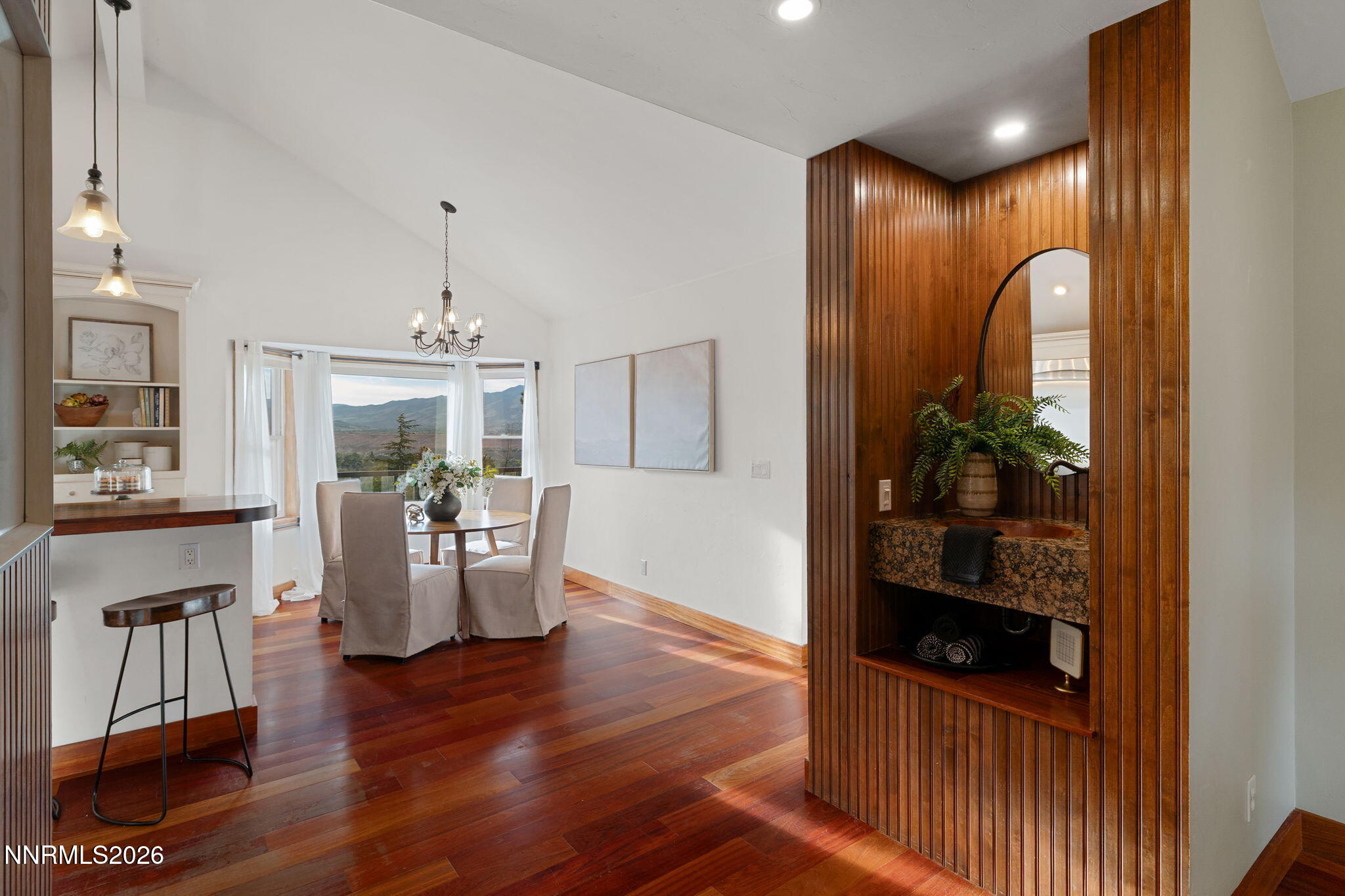 3475 Southampton Drive