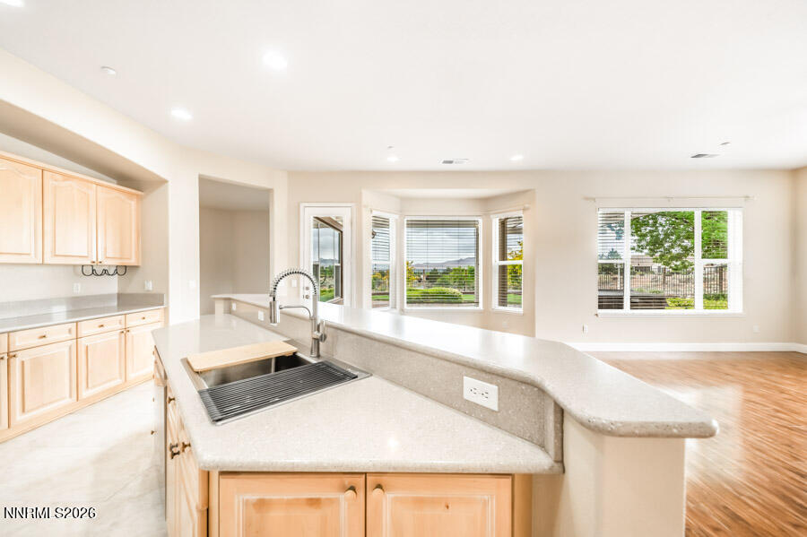 4484 Cobra Drive