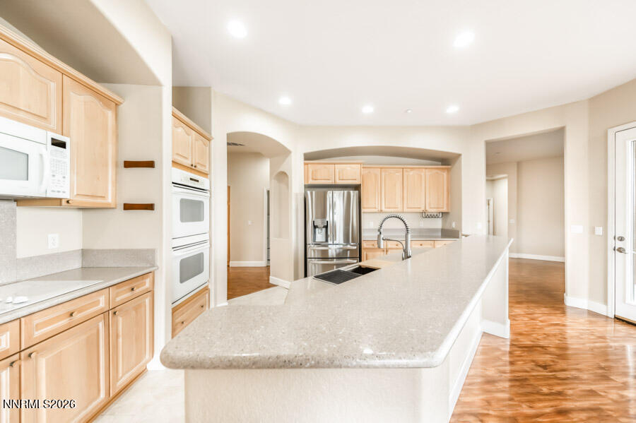 4484 Cobra Drive