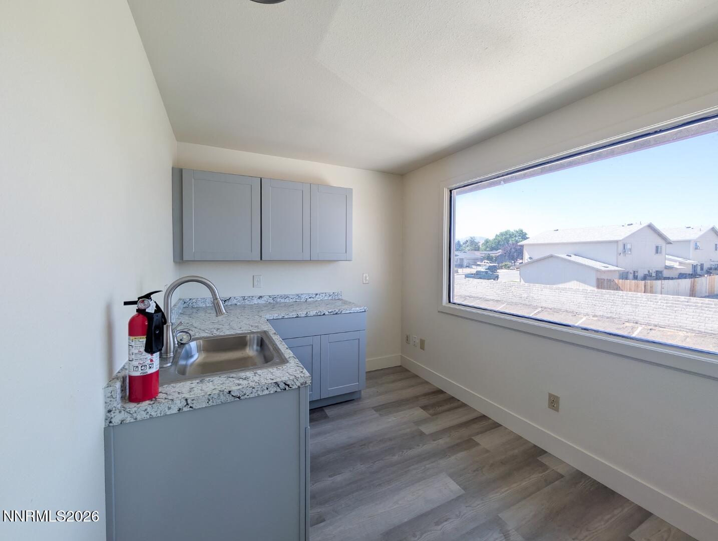 933 Woodside Drive 201 - 204