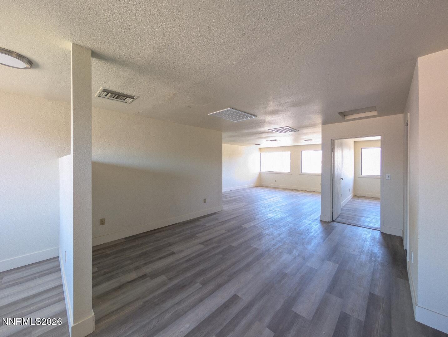 933 Woodside Drive 201 - 204