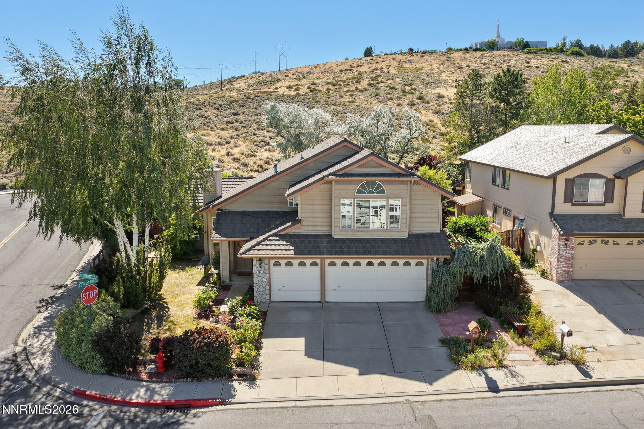 2201 Almond Creek Drive