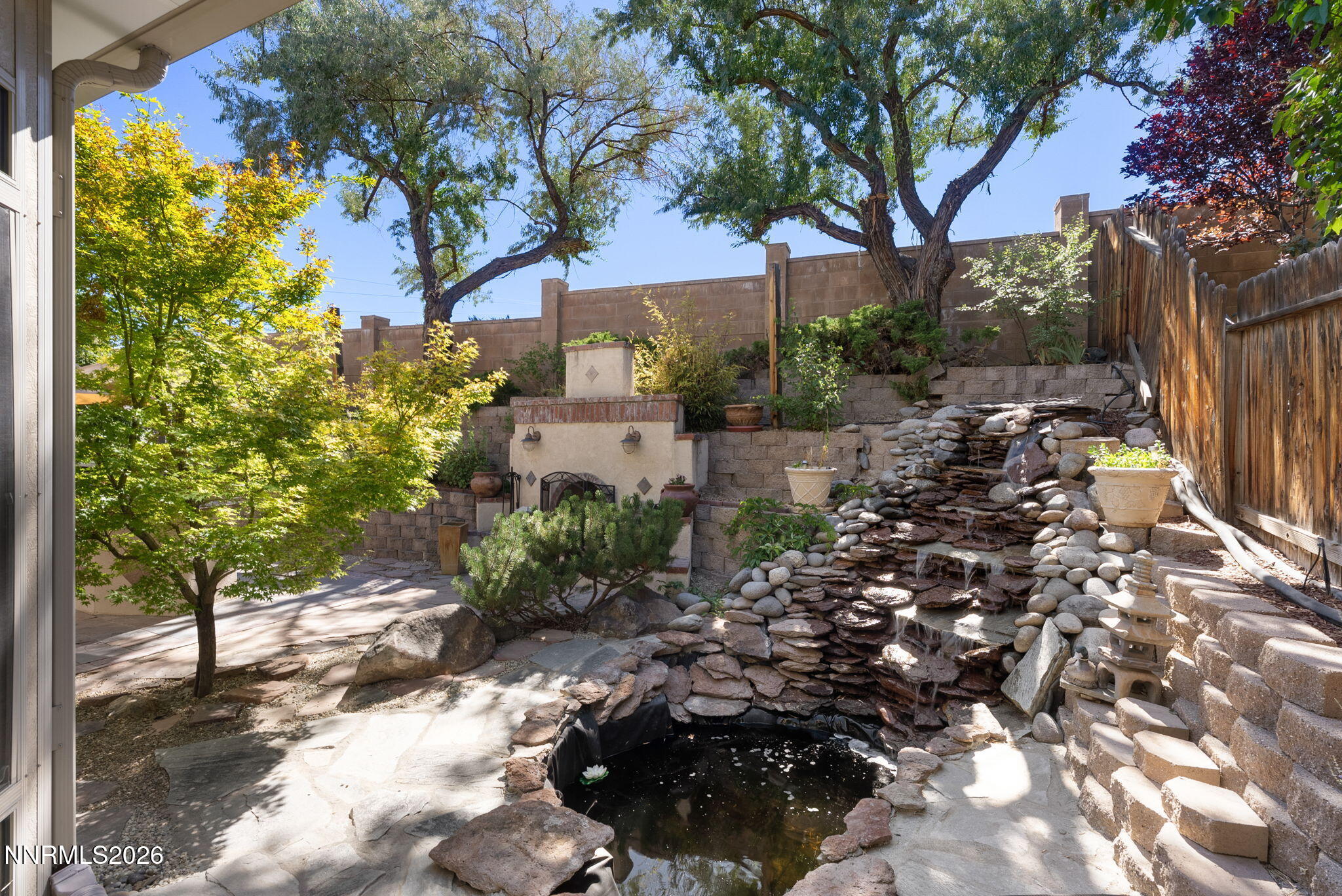 2201 Almond Creek Drive