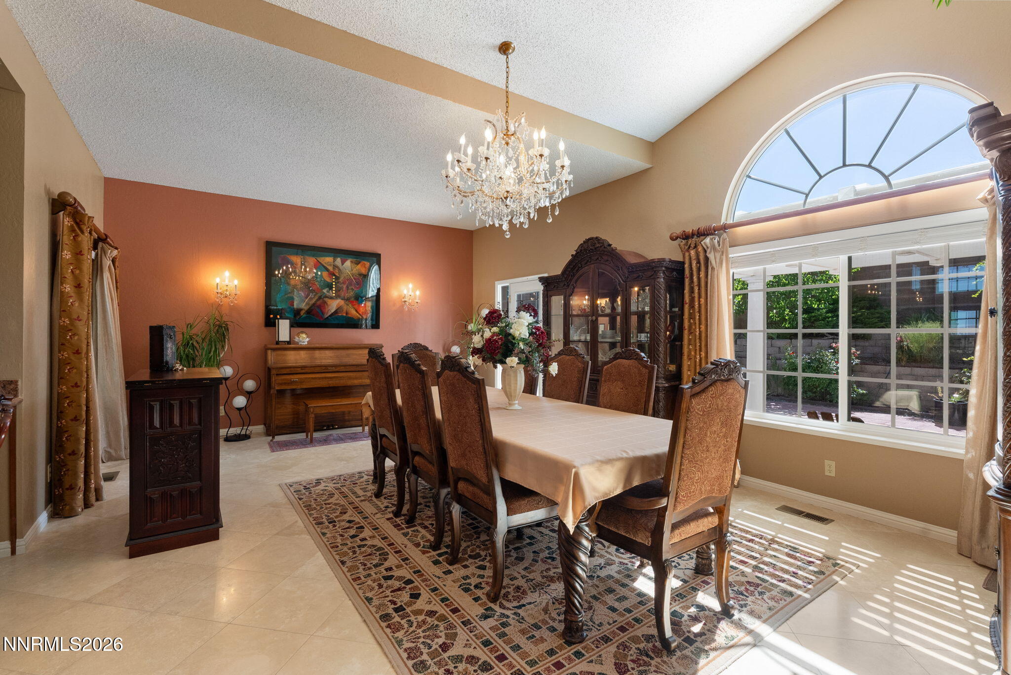 2201 Almond Creek Drive