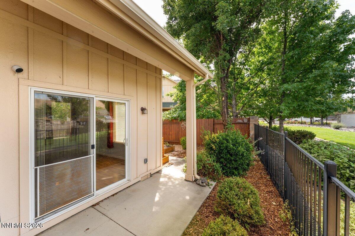 5627 Crescent Hill Way