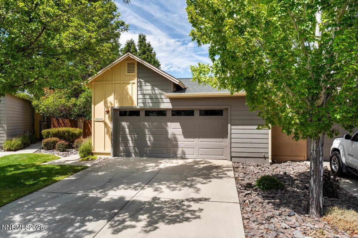 5627 Crescent Hill Way