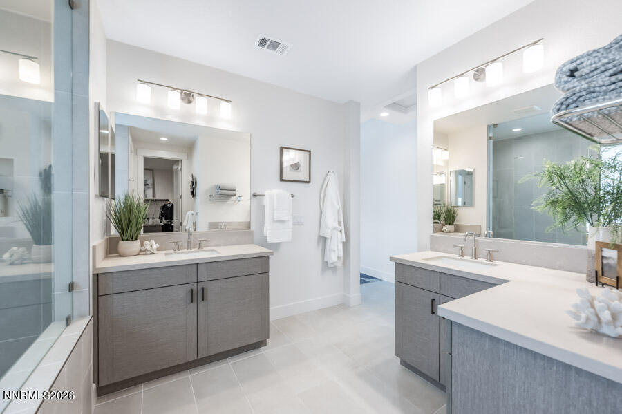 5545 Western Rider Trail