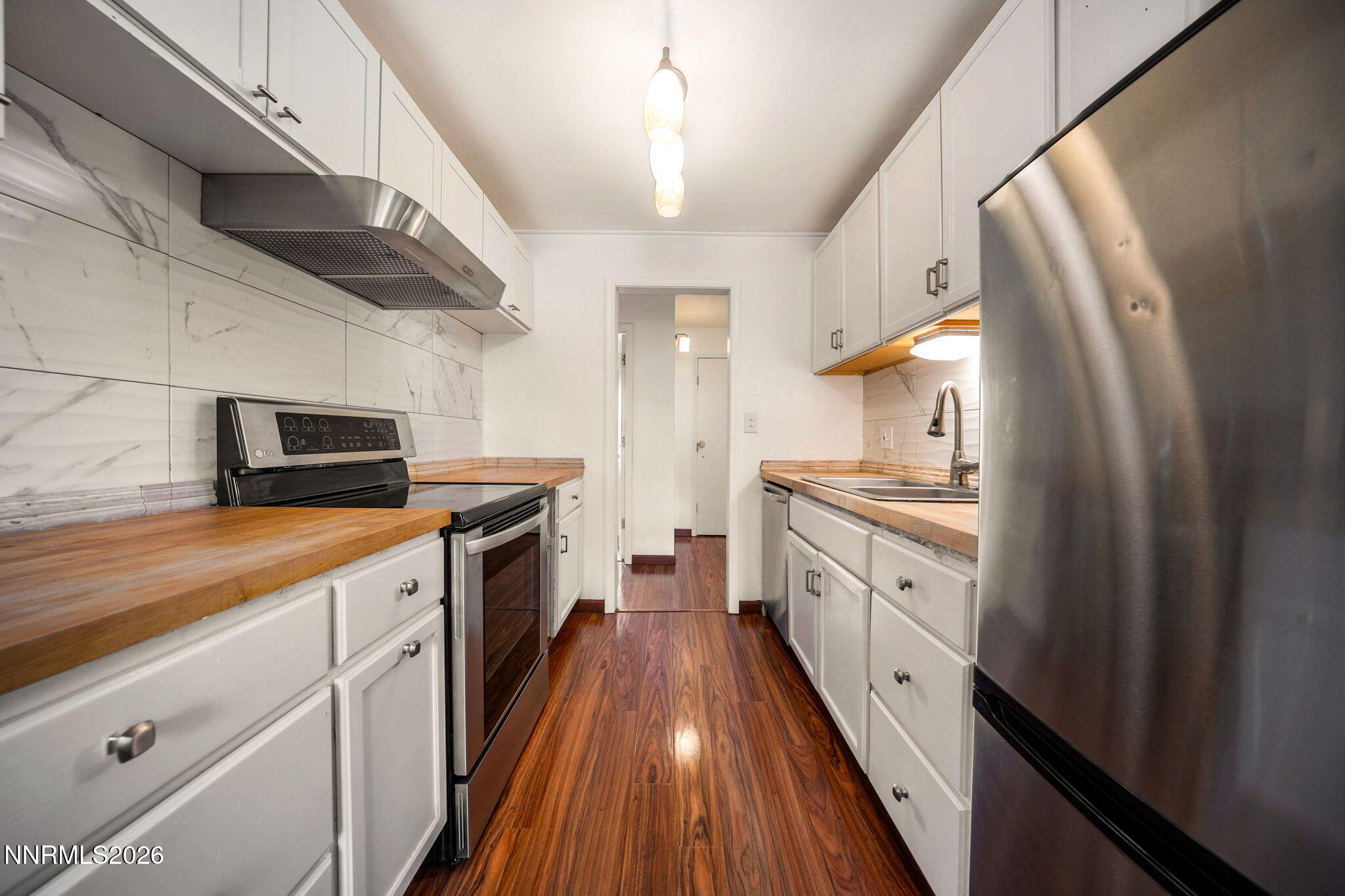 3923 Clear Acre Lane