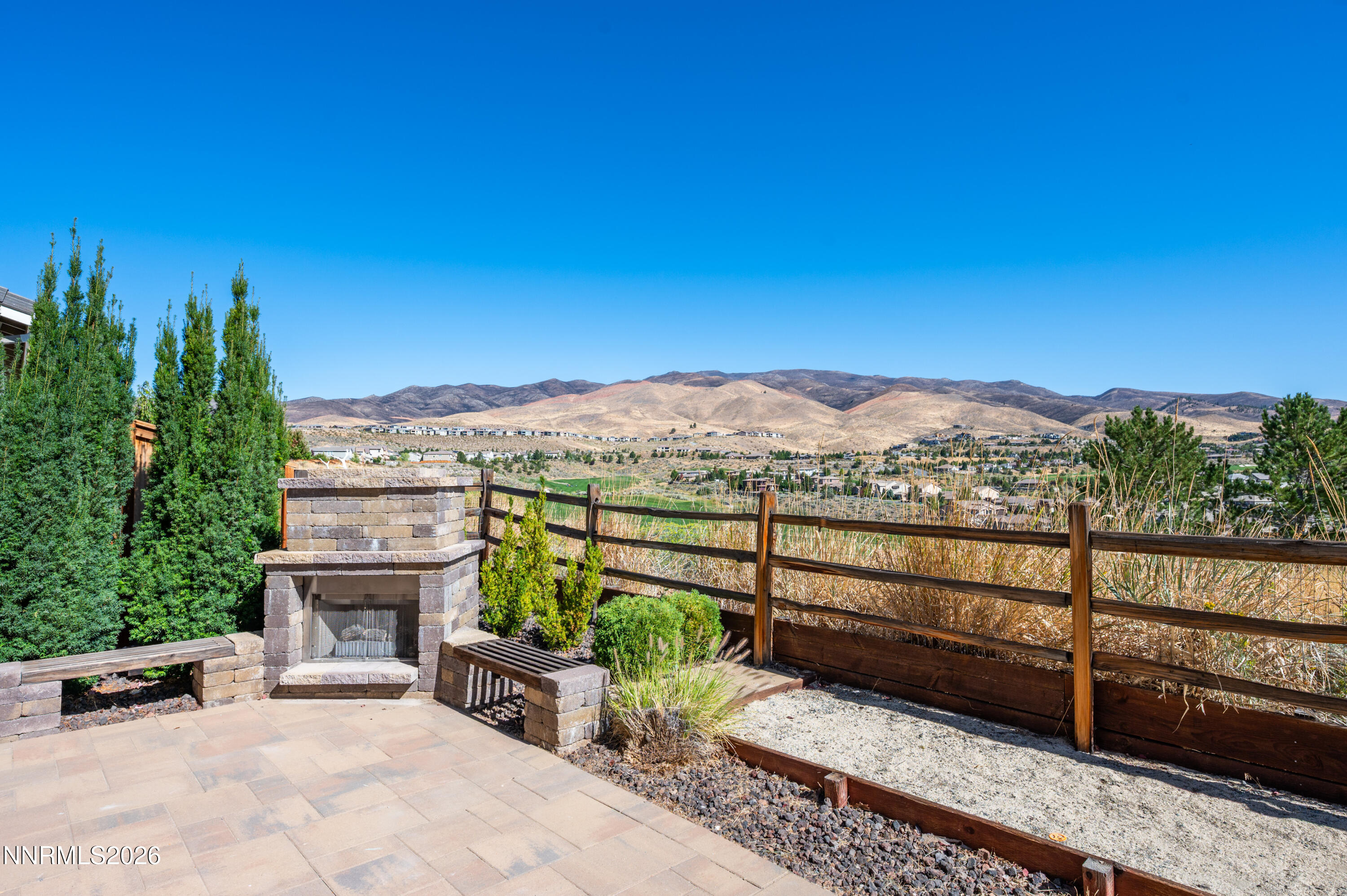 1390 Ione Pass Trail