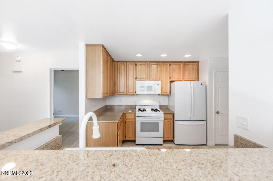 900 S South Meadows Parkway APT 3611