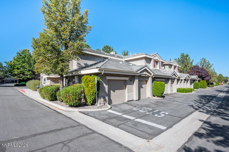 900 S South Meadows Parkway APT 3611