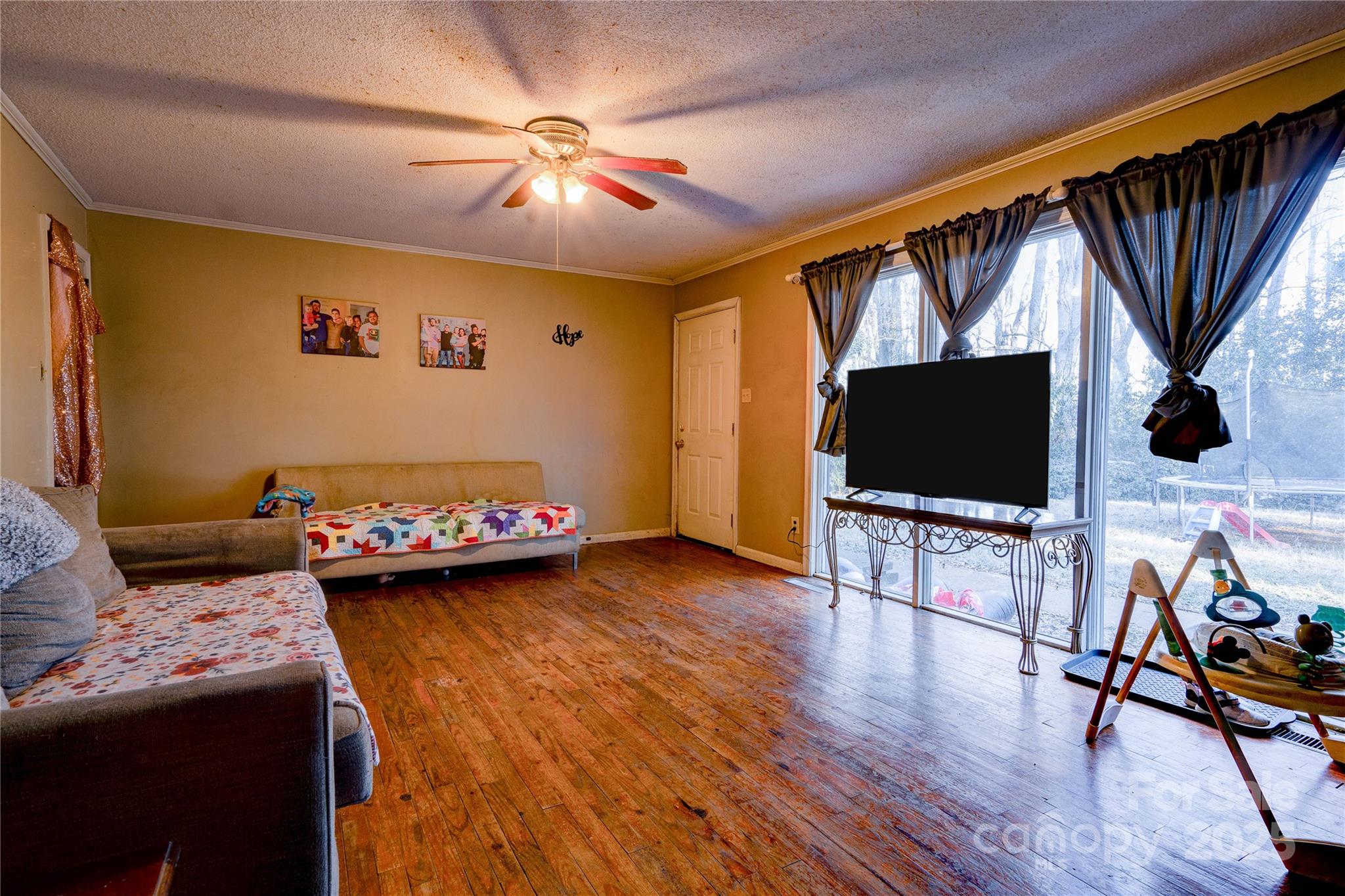 1900 E Dixon Boulevard