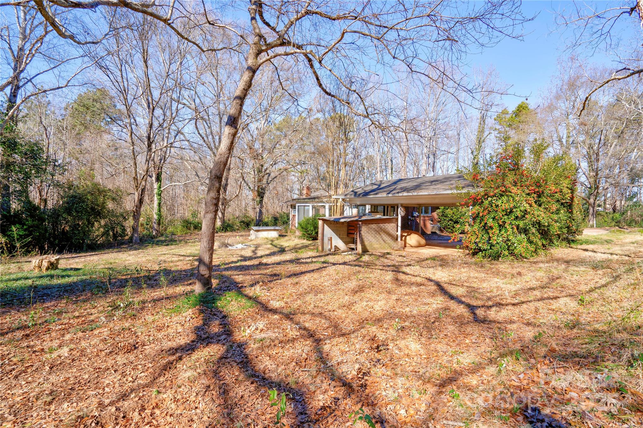 1900 E Dixon Boulevard