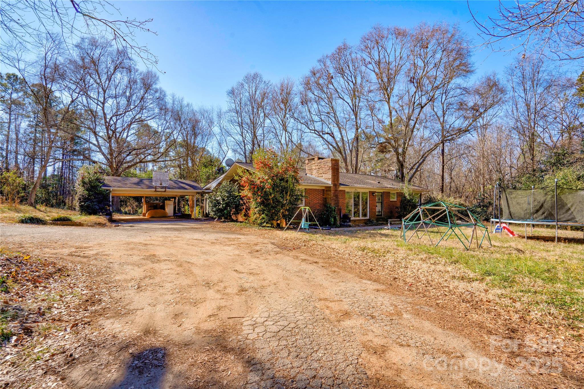 1900 E Dixon Boulevard