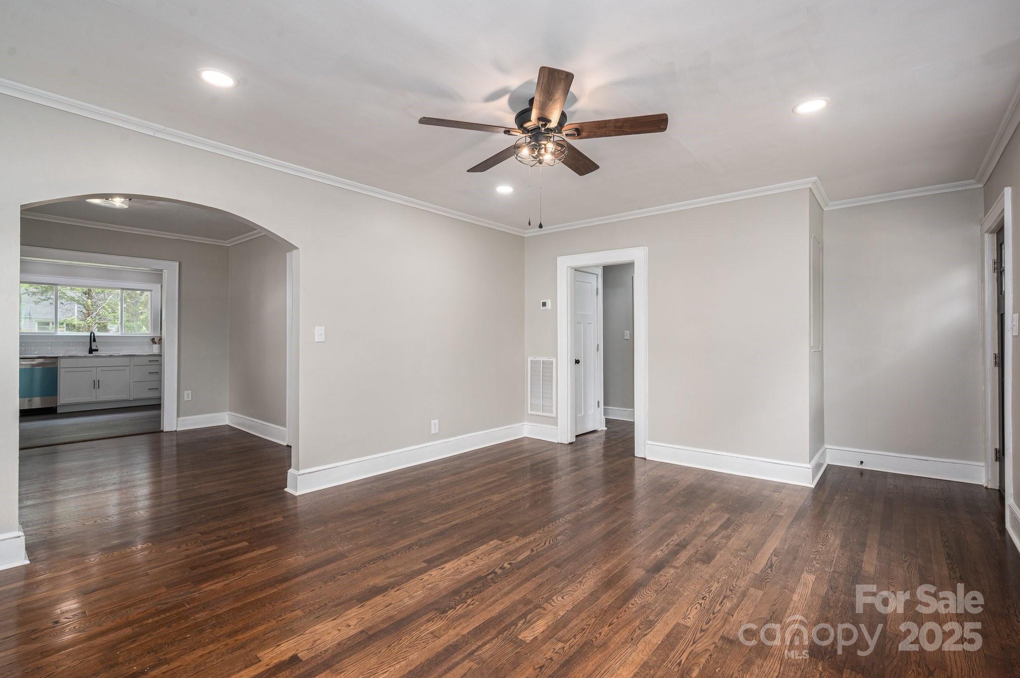 601 Whisnant Street