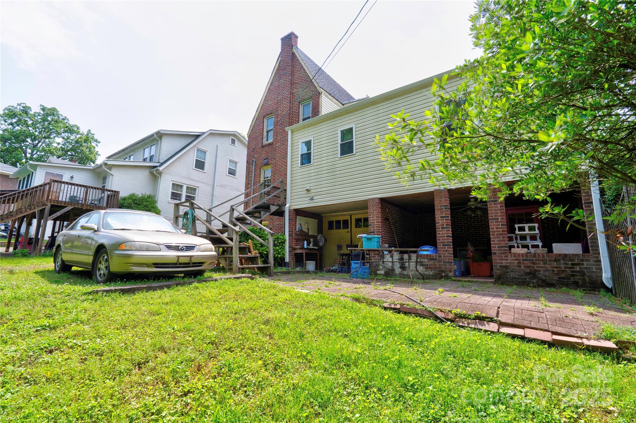 611 E Marion Street