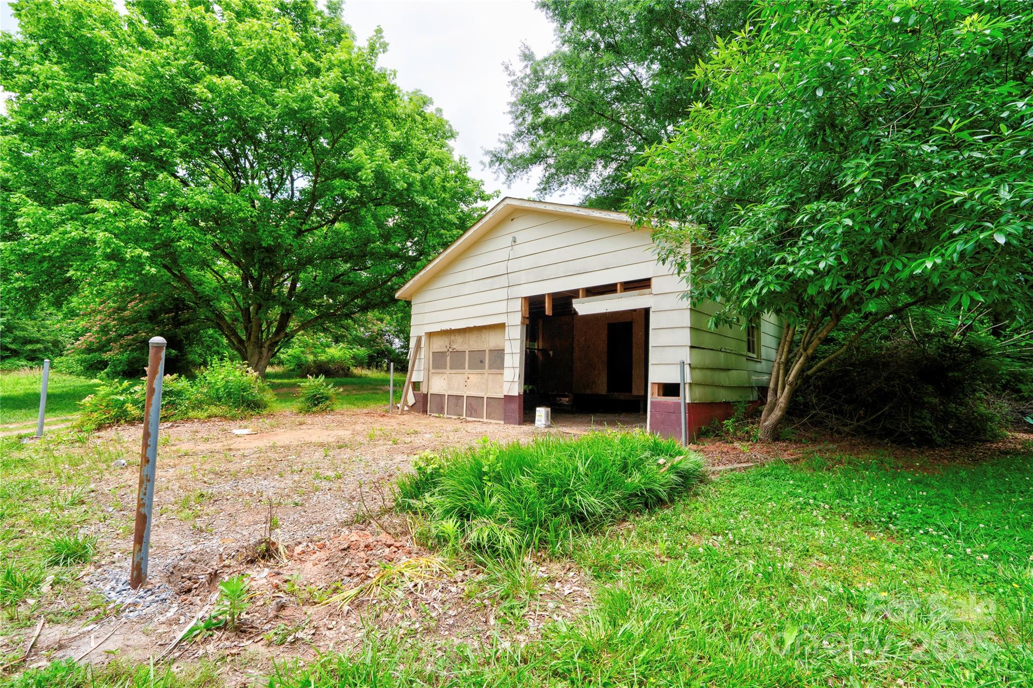 105 Hopewell Church Road
