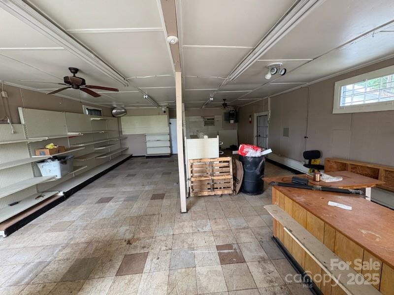 663 OAK GROVE Road