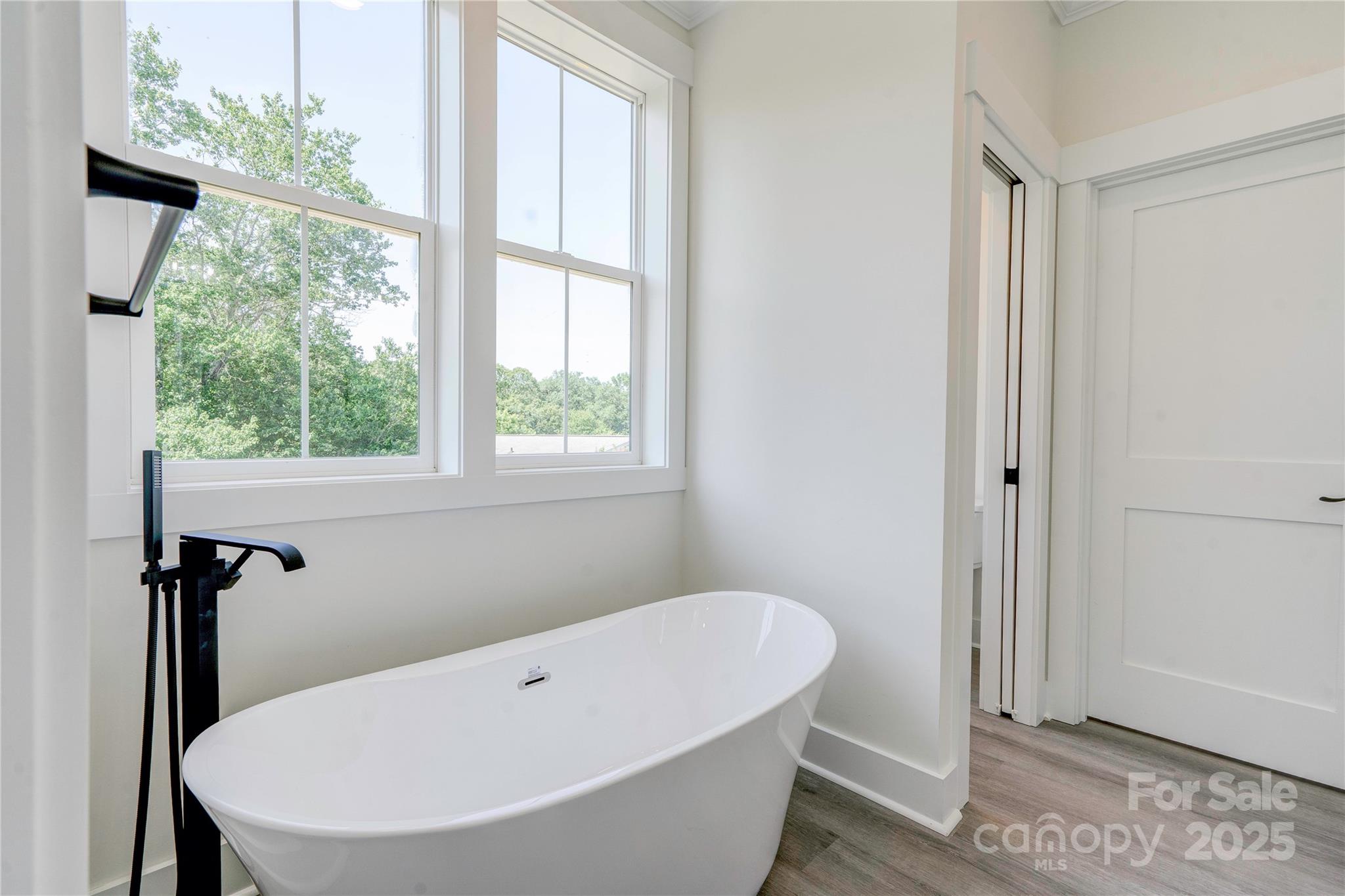 102 Starmount Drive