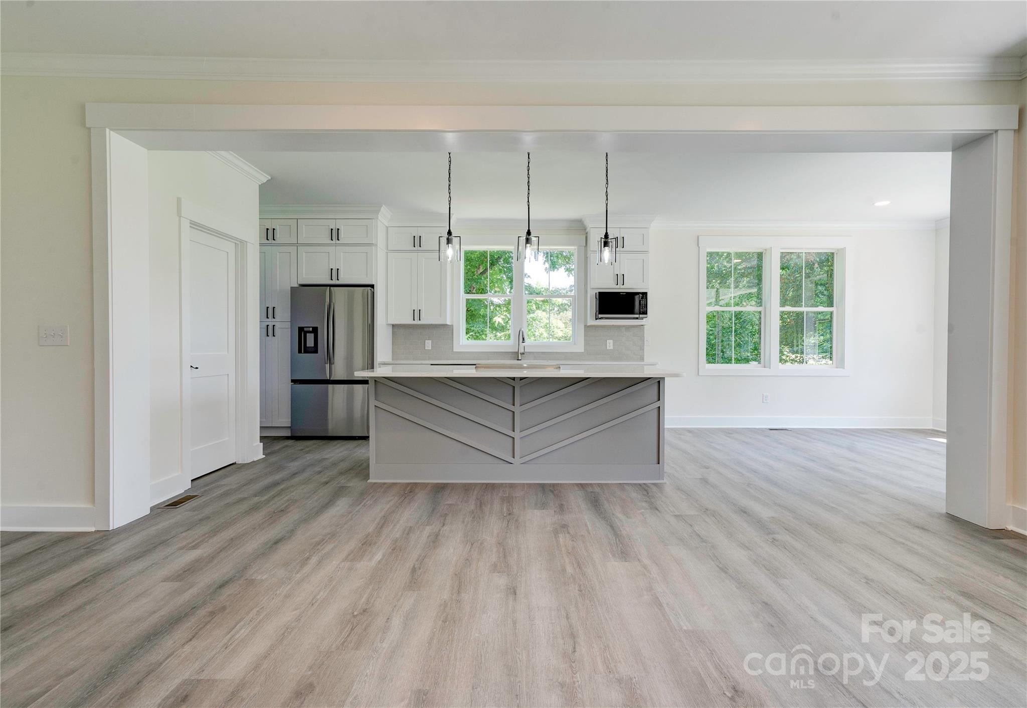 102 Starmount Drive