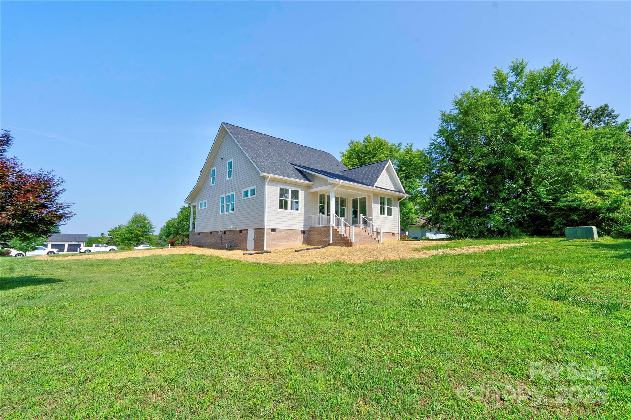 102 Starmount Drive