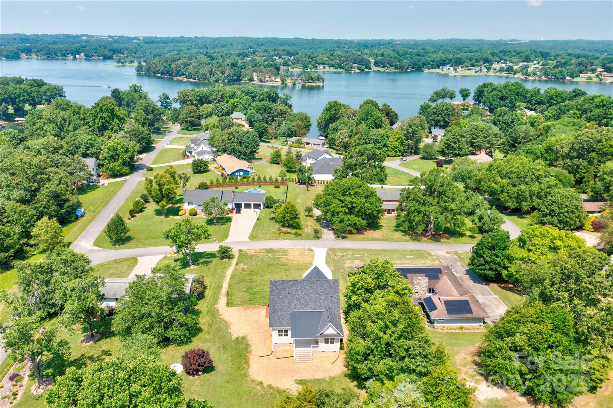 102 Starmount Drive