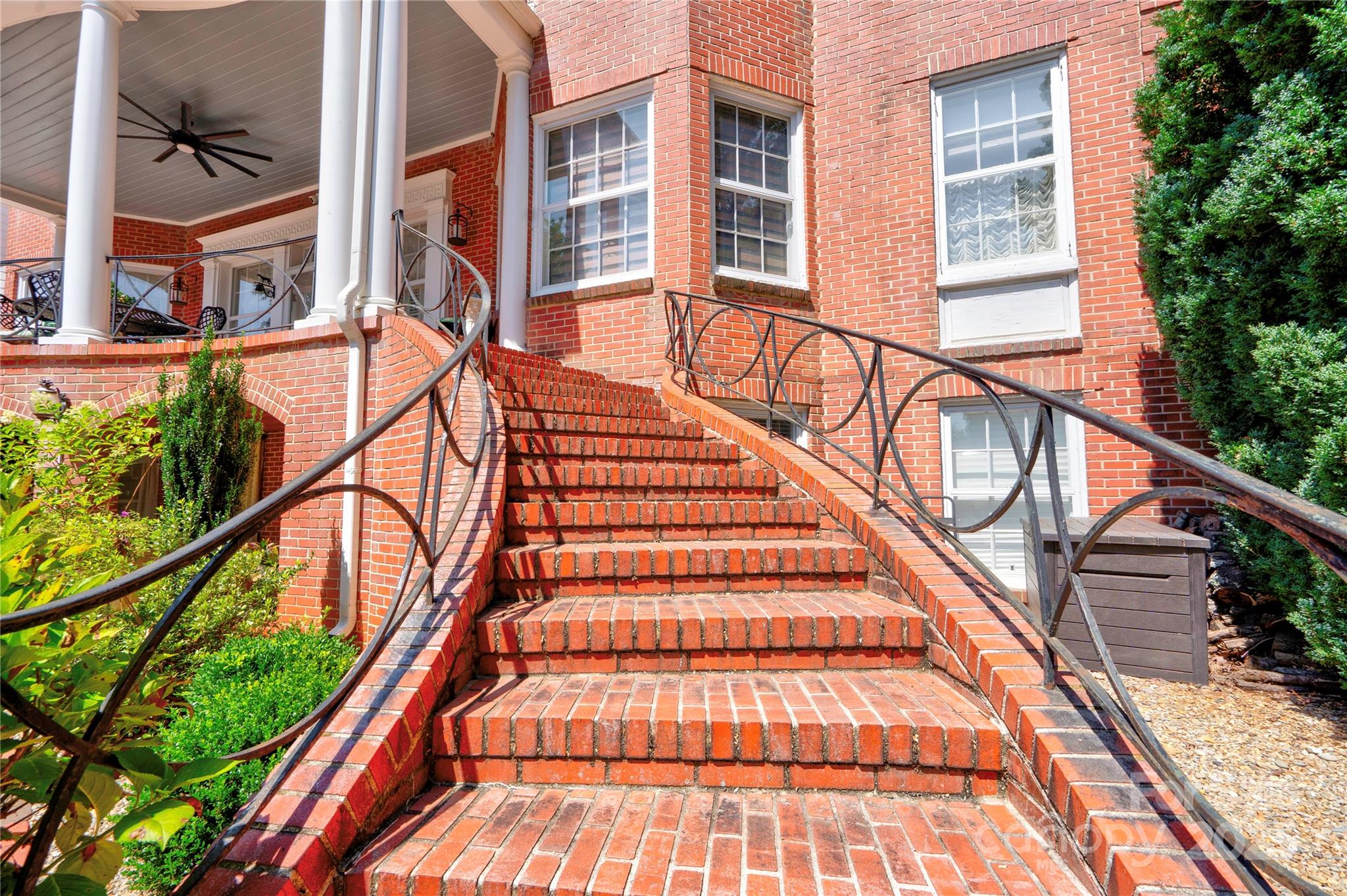 110 N Gaston Street