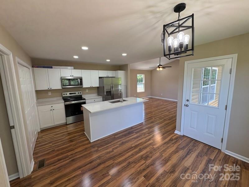 112 GILLIATT Street Unit: 1