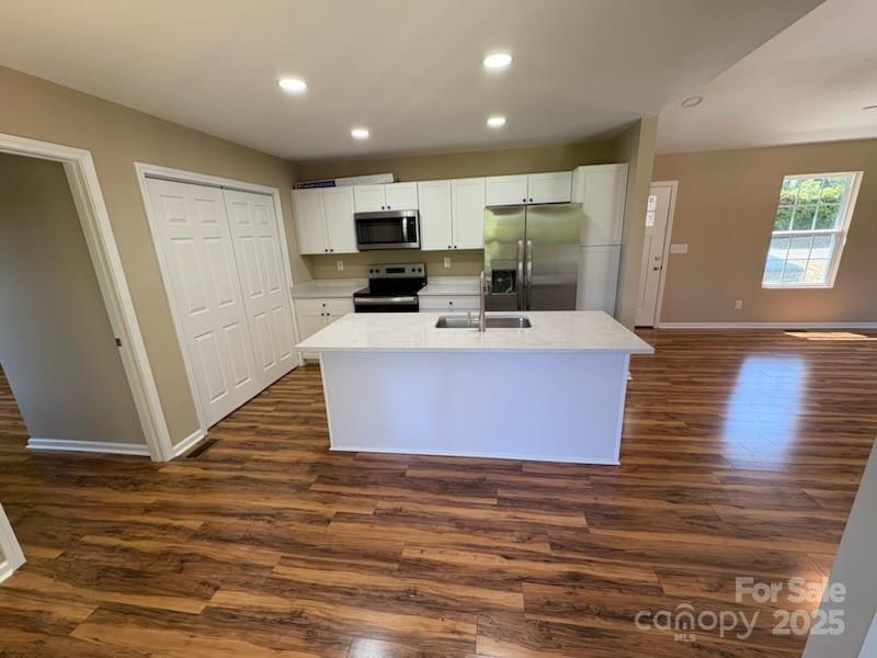 112 GILLIATT Street Unit: 1