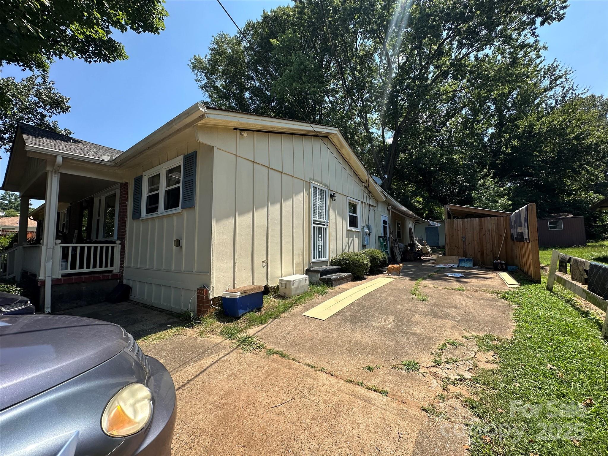 801 Tryon Street