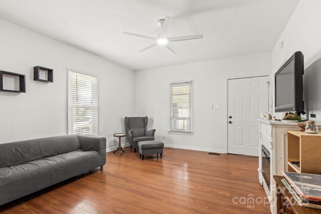 112 Fulton Drive