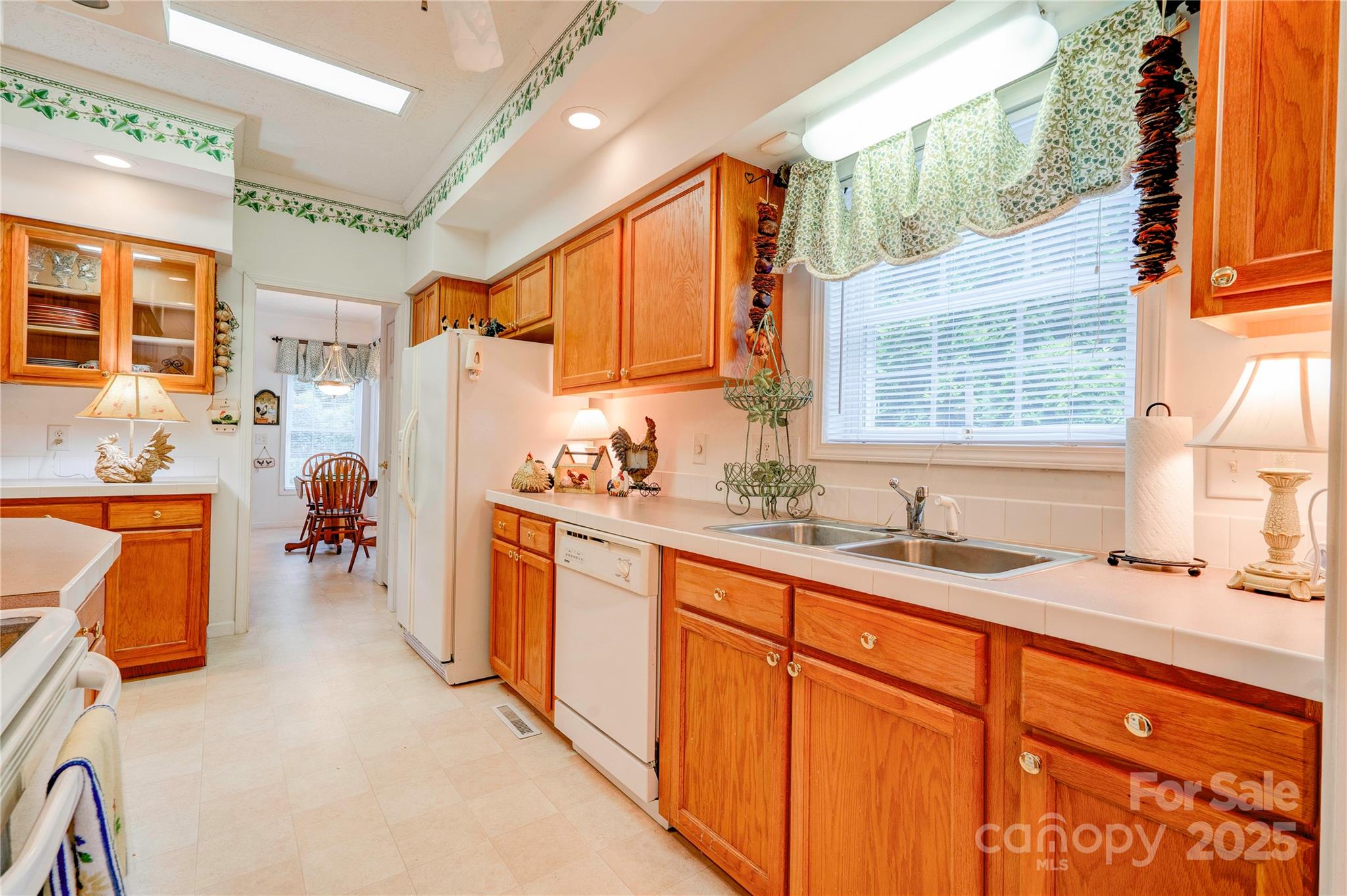 2606 Greenville Highway