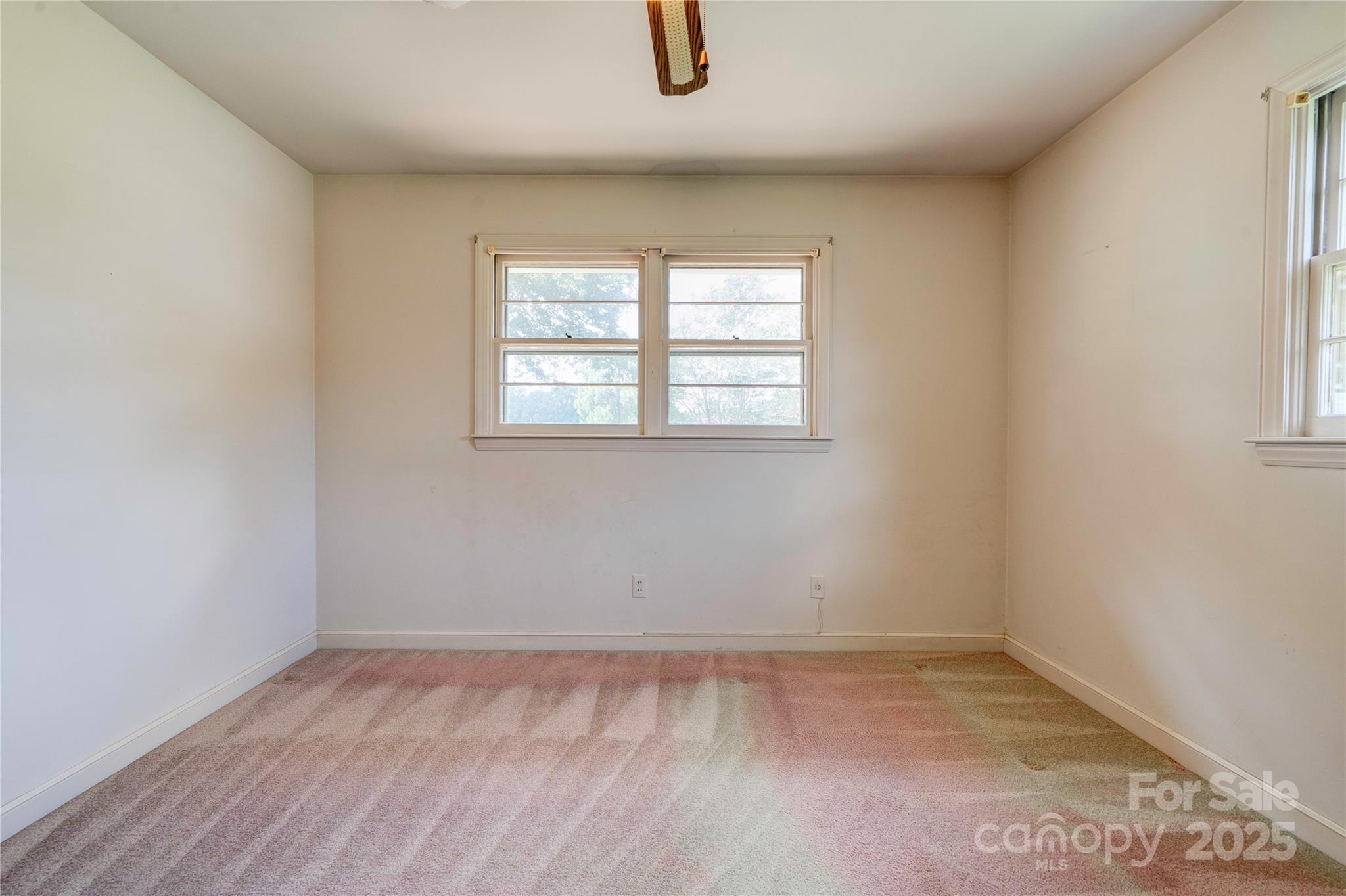 1400 N Post Road
