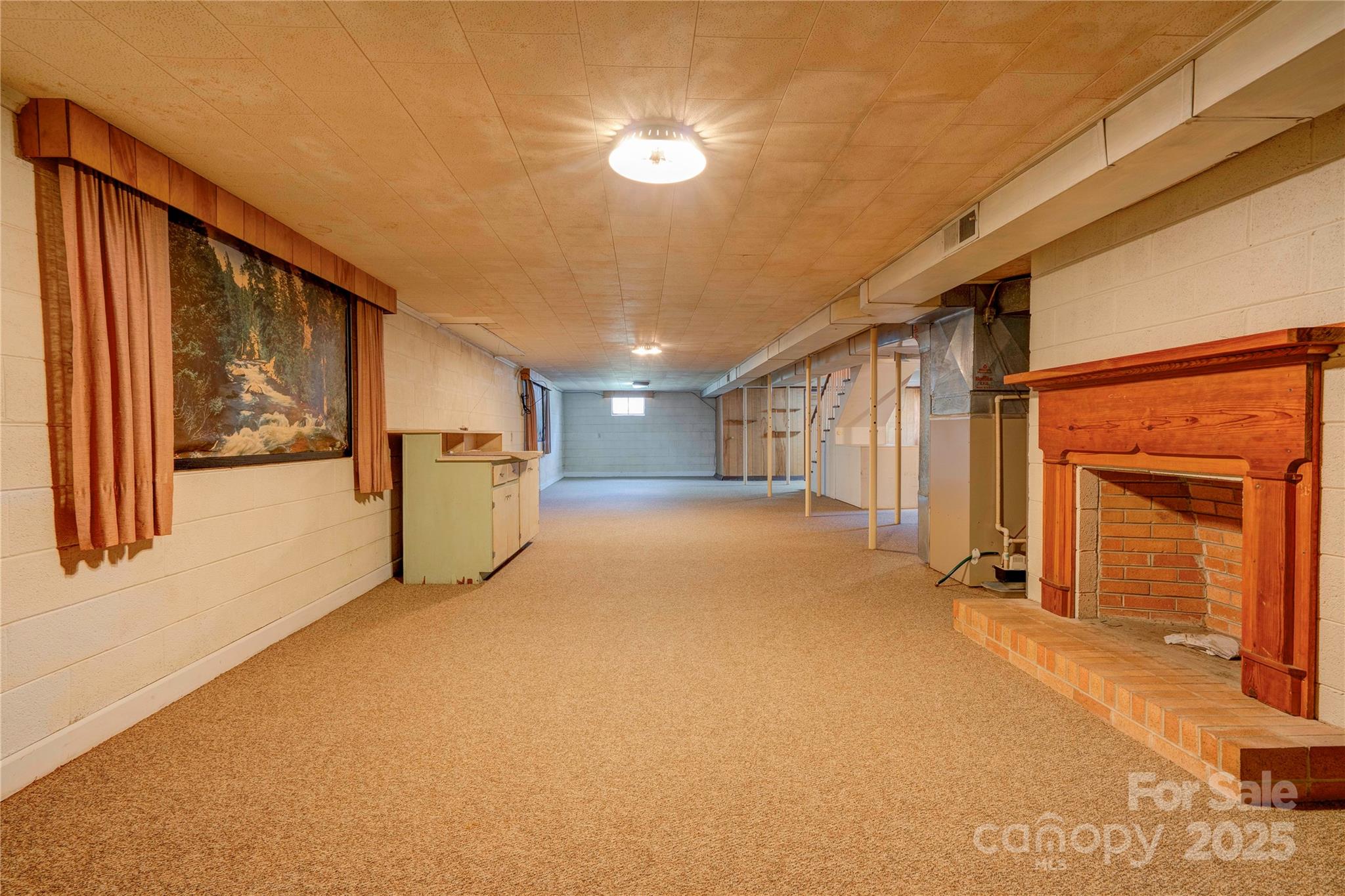 1400 N Post Road